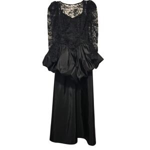 Vintage 80s Sz 10 Black Lace Long-sleeve Formal peplum6 Gown Dress